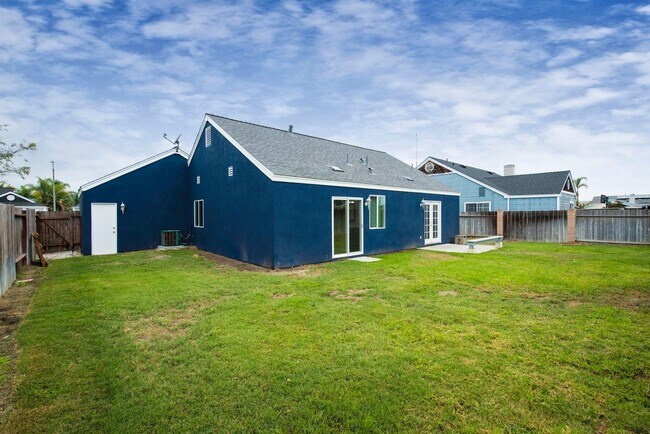 Building Photo - 620 Myrtlewood Ct