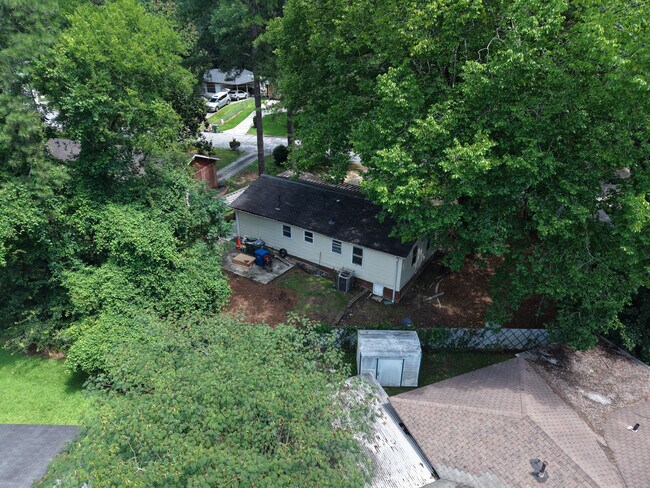 Building Photo - 2820 Cardo Dr NW