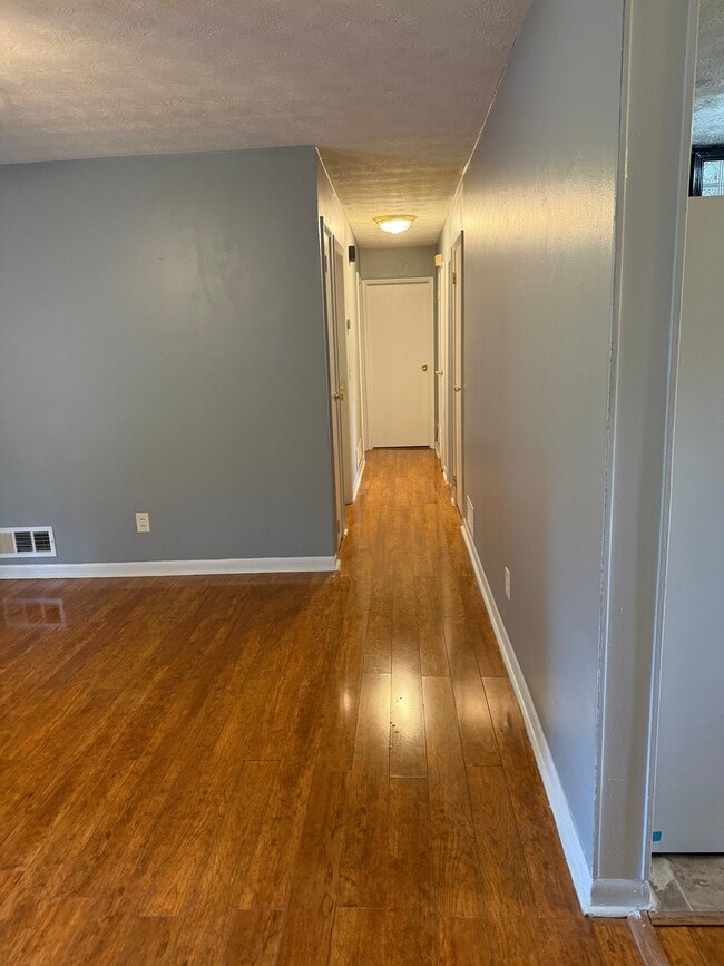 Building Photo - 6529 Sinclair Pl