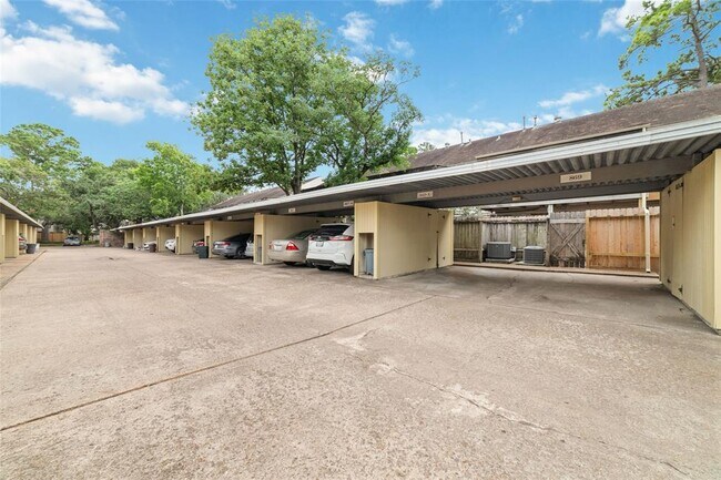 Building Photo - 869 Wax Myrtle Ln