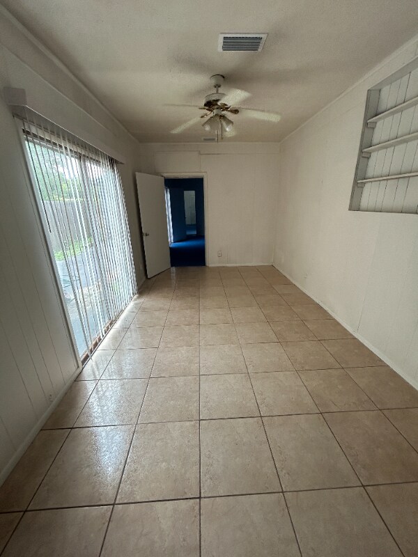 Building Photo - 2620 Wilkins Ct