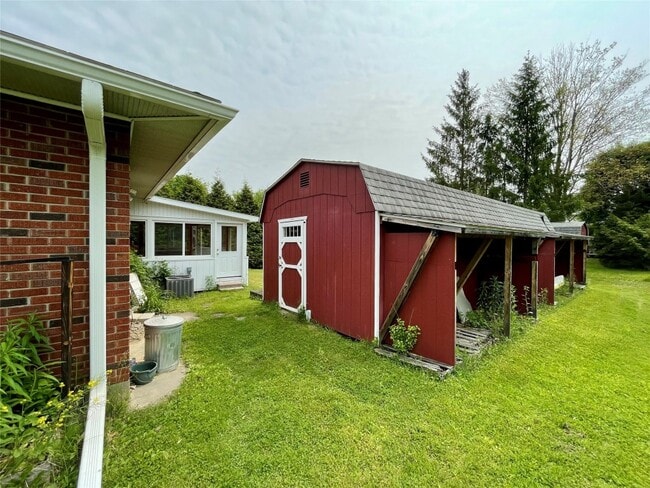 Building Photo - 1026 Southern Pines Dr