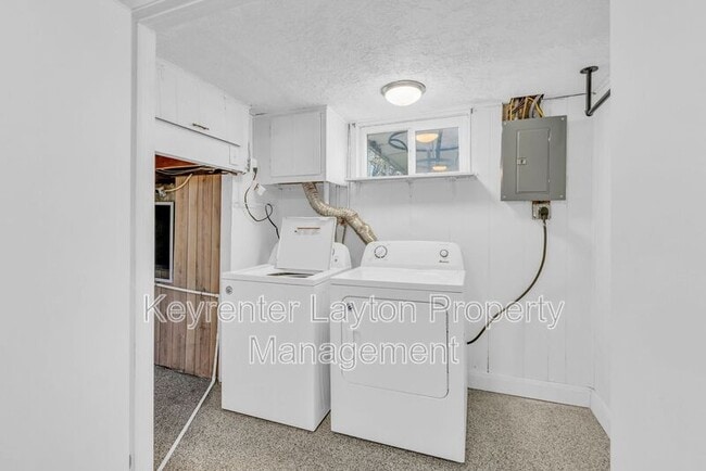 Building Photo - 1687 Rushton St