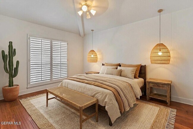 Building Photo - 6528 Calle Placido Dr