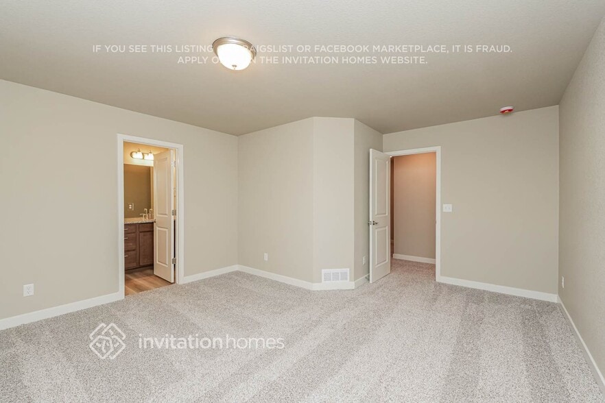 Building Photo - 11771 Mission Peak Pl