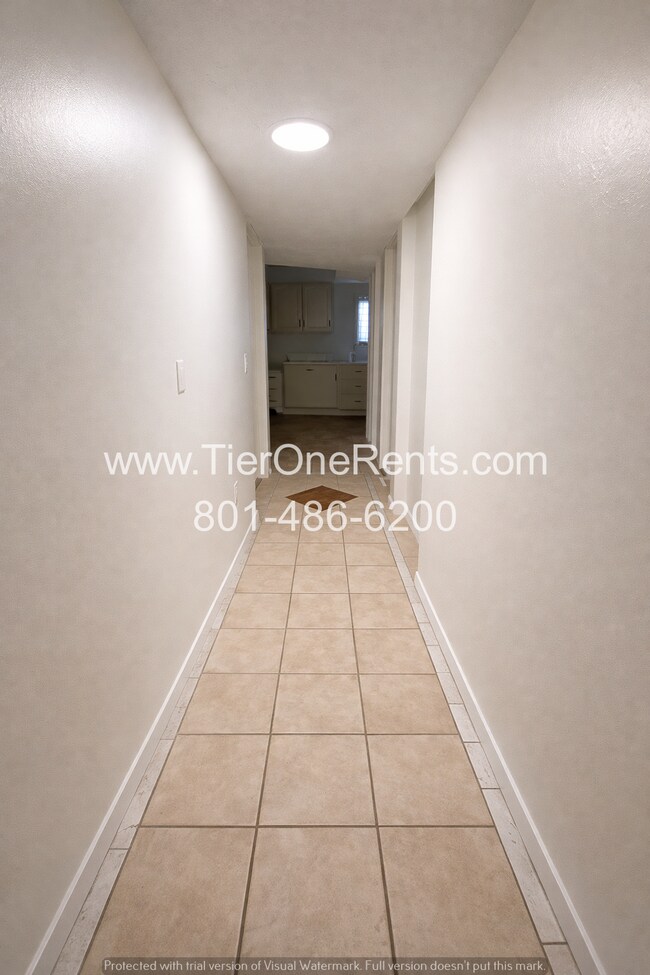 Building Photo - NO DEPOSIT option available for qualified renters with Obligo.