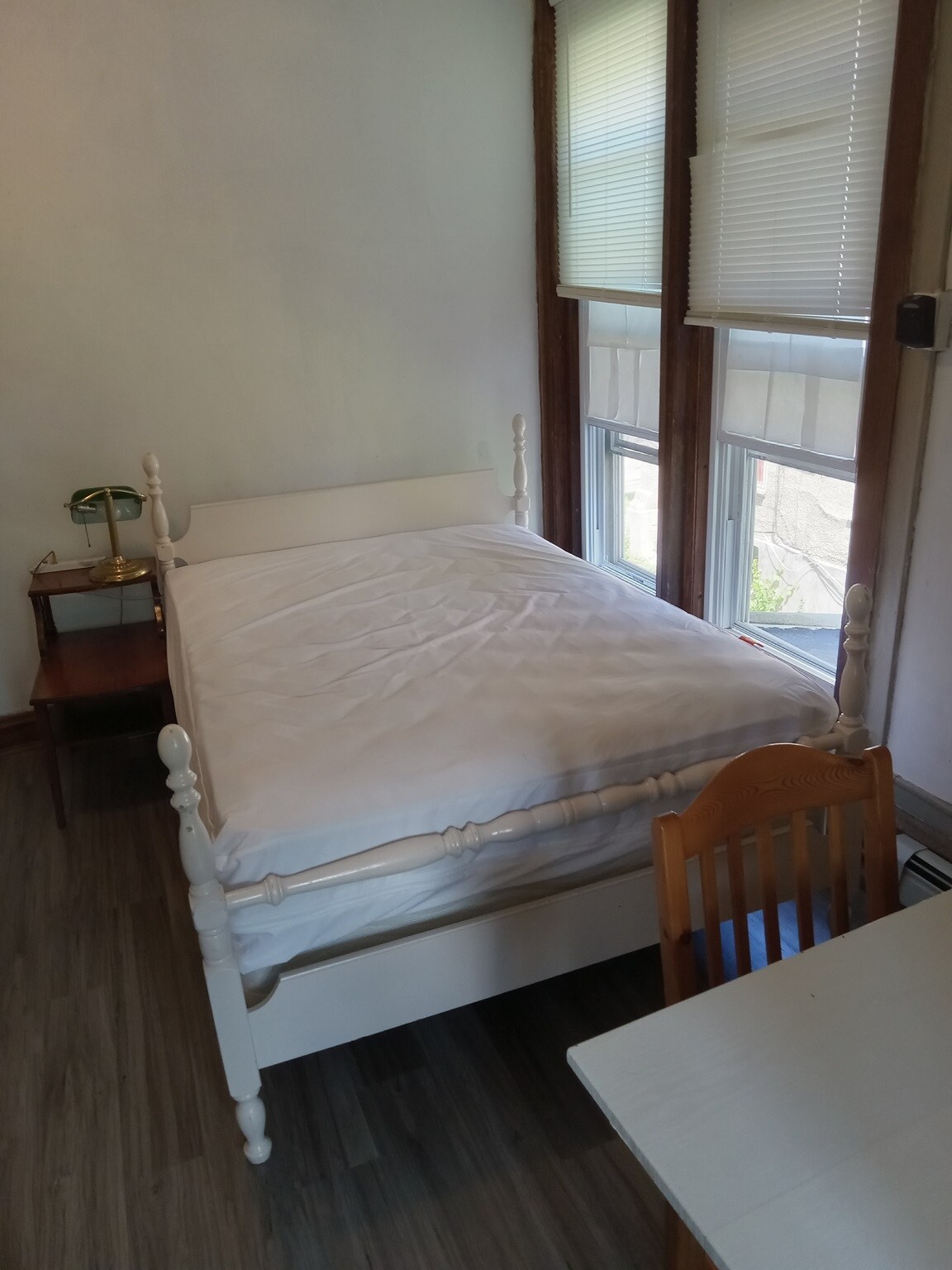 Apt. 3 - Upstairs Back Bedroom - 523 E State St