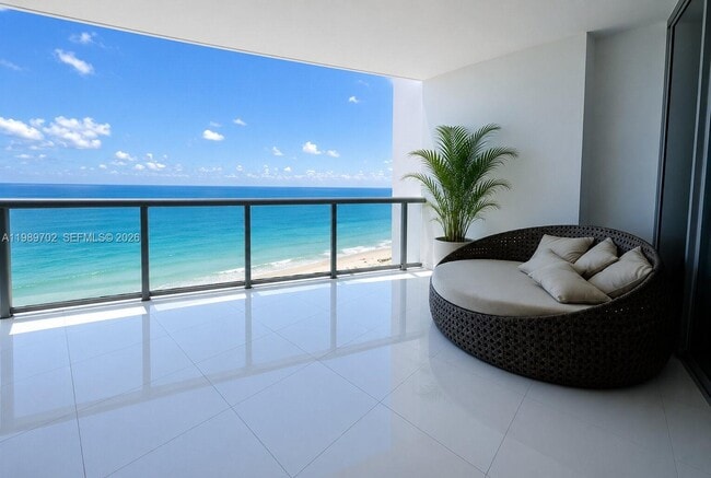Building Photo - 17121 Collins Ave