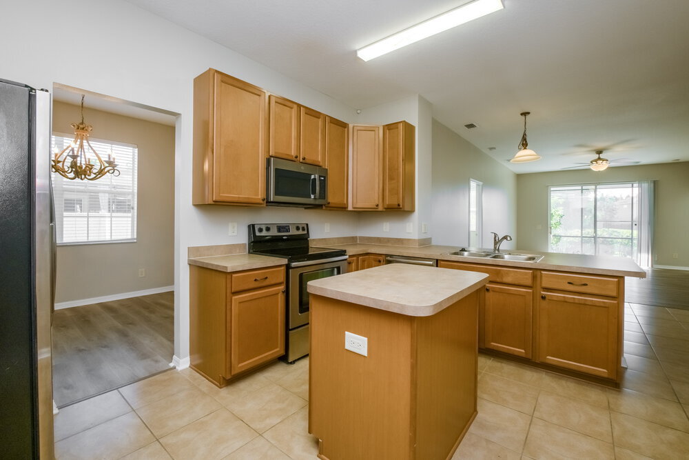 Building Photo - 9011 40th Ct E