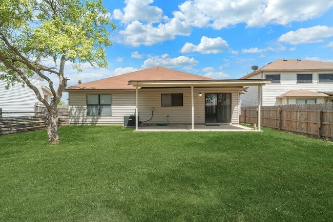 Building Photo - 5007 Shara Mist