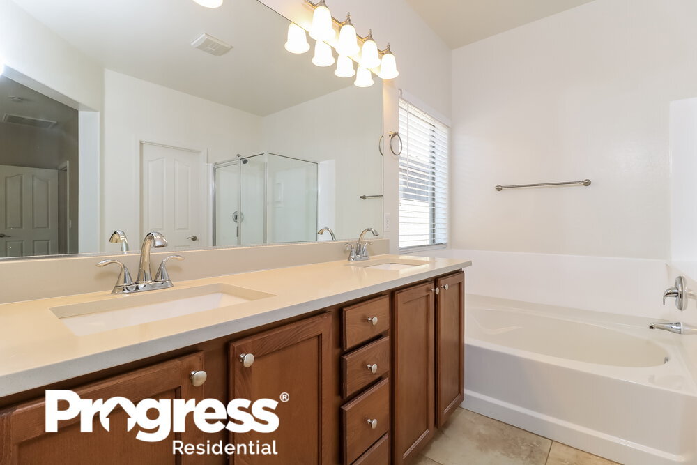 Building Photo - 23851 W Gibson Ln