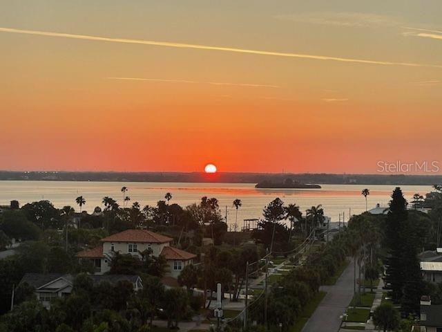 Building Photo - 880 Mandalay Ave