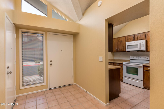 Building Photo - 14002 N 49th Ave