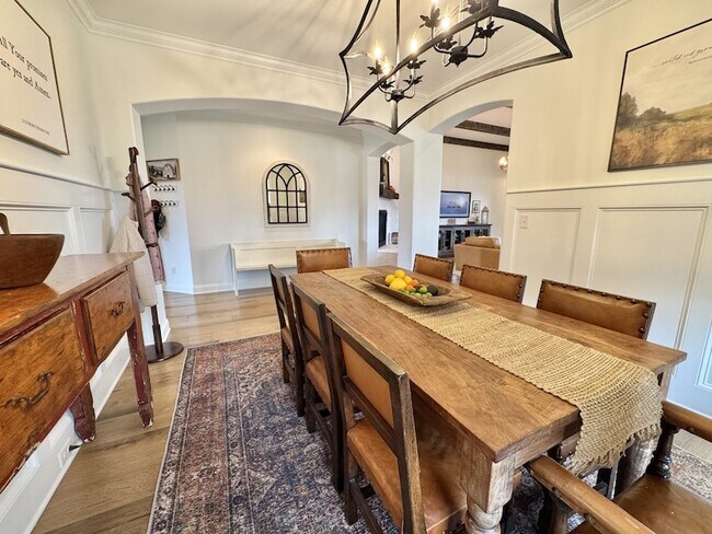 Building Photo - 3584 Robbins Nest Rd