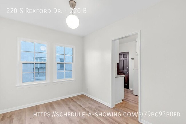 Building Photo - 220 Rexford Dr