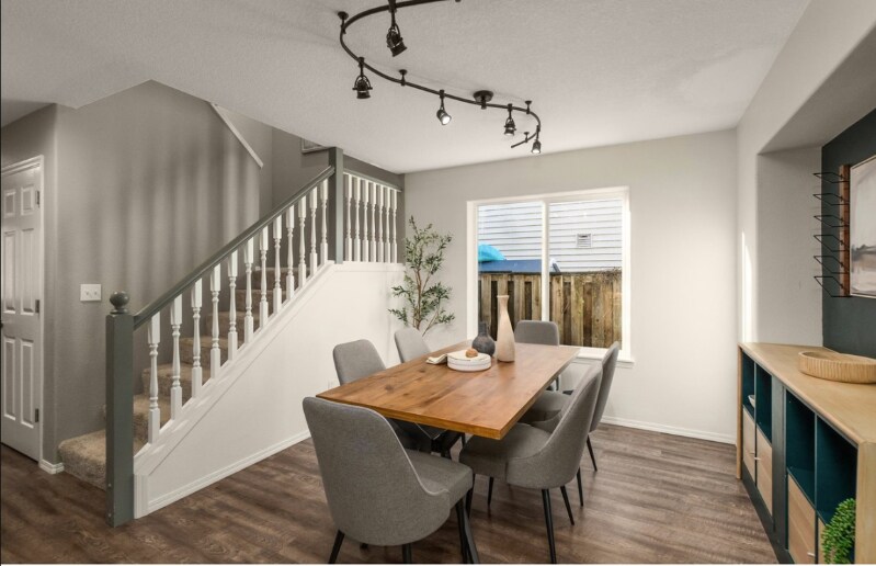 Building Photo - 1328 NE Parkside Dr