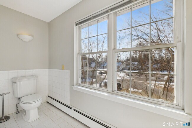 Building Photo - 65 Fitch Meadow Ln