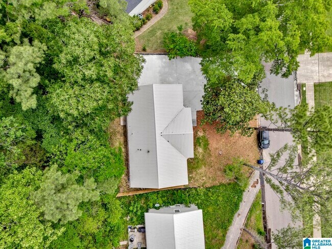 Building Photo - 917 S Forrest Dr