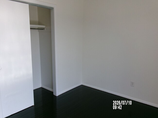 Building Photo - 1024 SW 42nd St