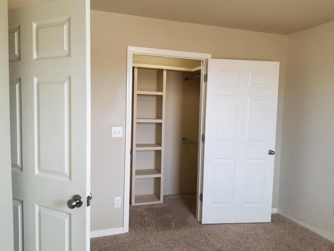 Building Photo - 2803 Conner Dr