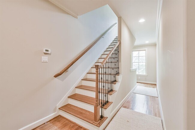 Building Photo - 3124 Murworth Dr