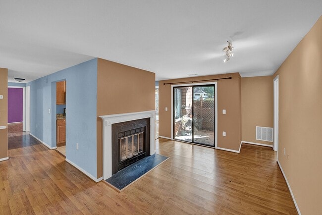 Building Photo - 13257 Wonderland Way