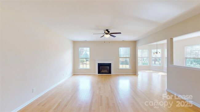 Building Photo - 8421 Cotton Press Rd