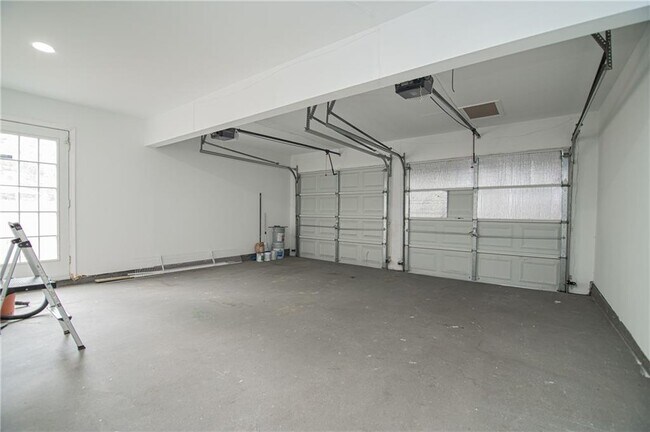 Building Photo - 1790 Tuftstown Ct