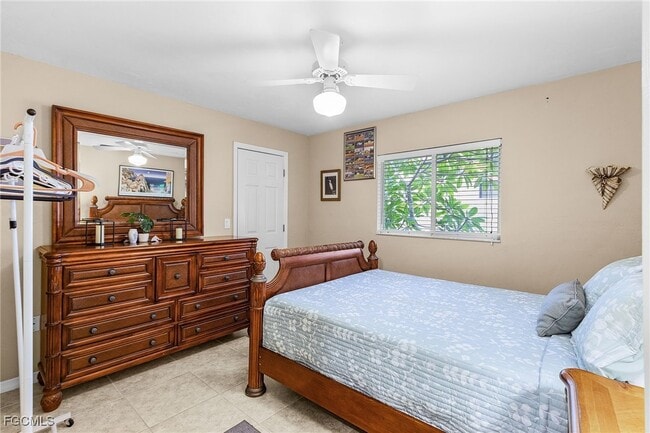 Building Photo - 8549 S Lake Cir