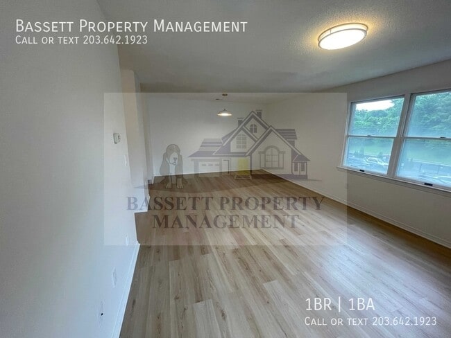 Building Photo - 30 Stoneycrest Dr