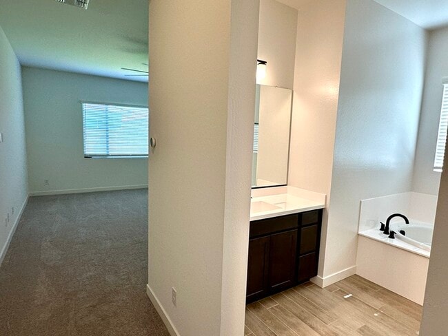 Building Photo - Fantastic "Holly" floor plan in Bella Vista Farms