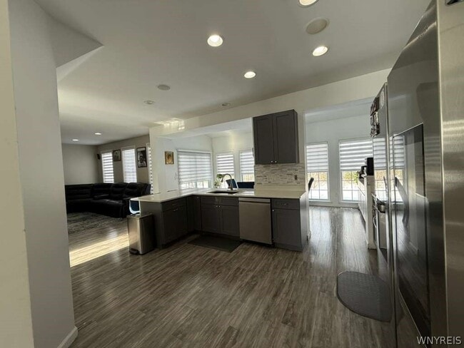 Building Photo - 2423 Purple Martin Ln