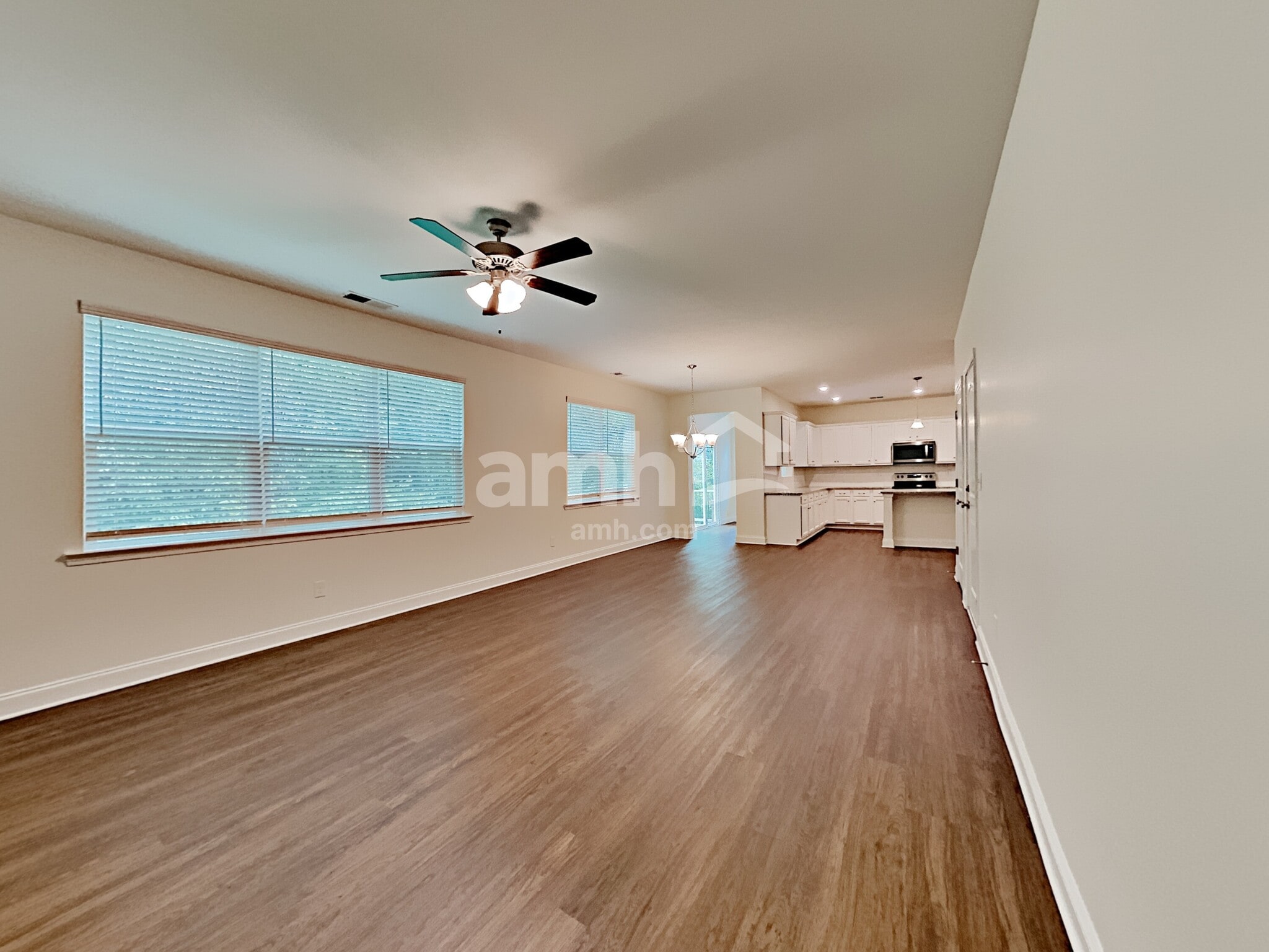 Building Photo - 3358 Okelly Dr