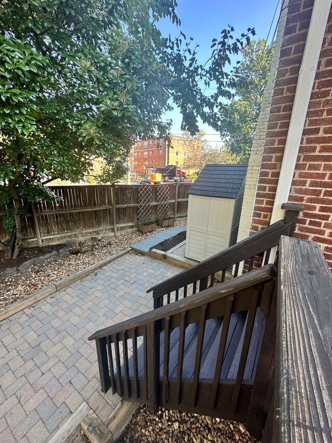 Building Photo - 1220 Portner Rd