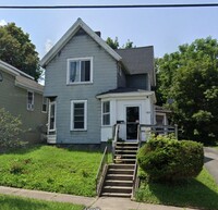 Building Photo - 4 Bedroom Single family house