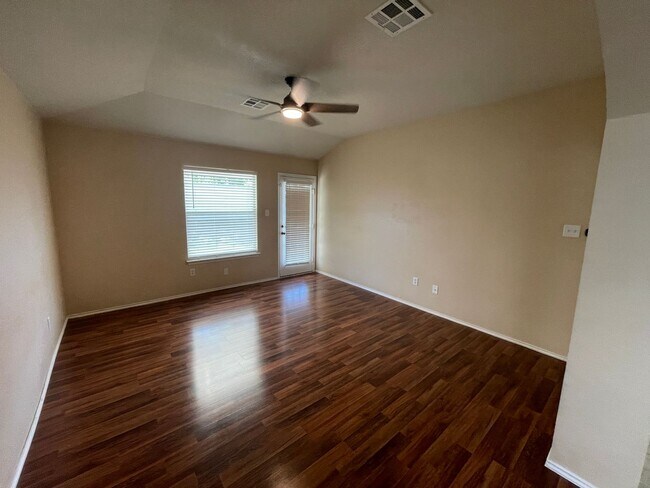 Building Photo - 5310 Donegal Bay Ct