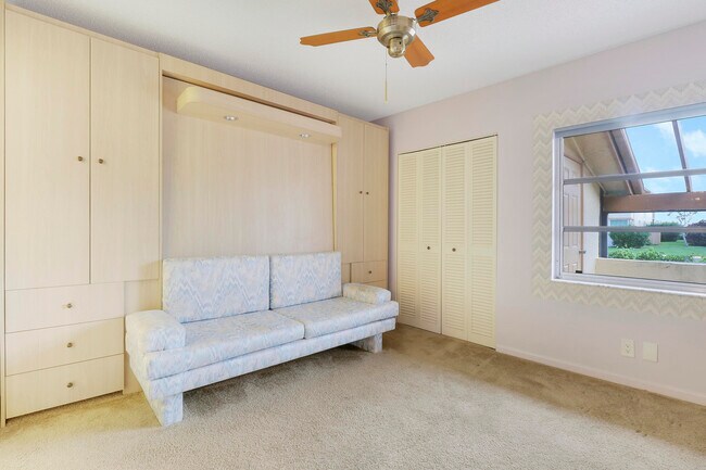 Building Photo - 13759 Date Palm Ct