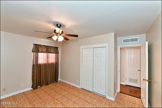 Building Photo - 7830 Basswood Ave