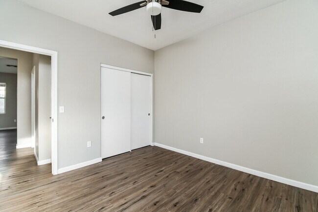 Building Photo - 3974 E Latham Way