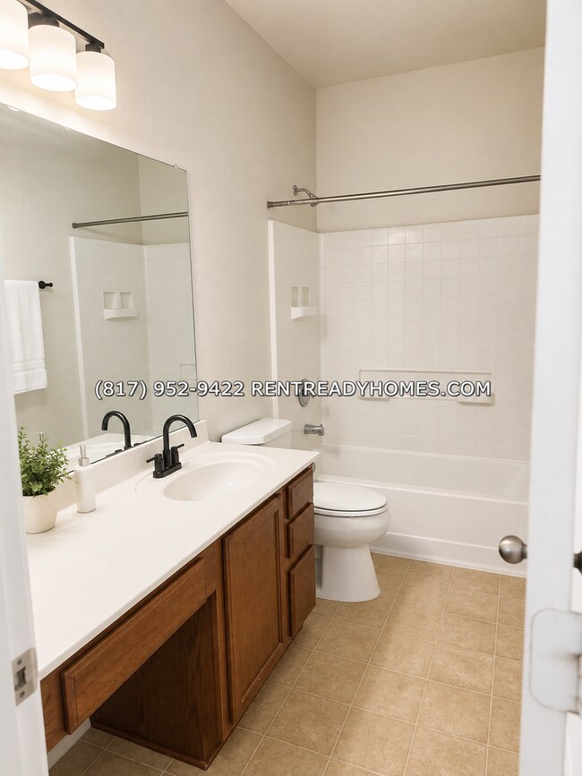 Building Photo - 8820 Moon Rise Ct