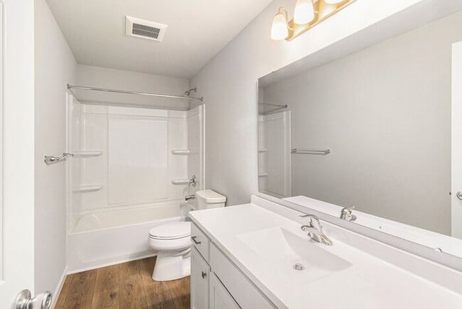 Building Photo - 4394 Pine Creek Dr
