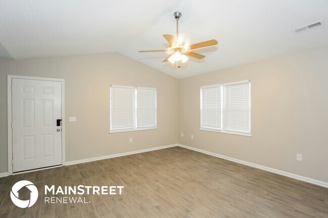 Building Photo - 544 Tarlton Pl NW