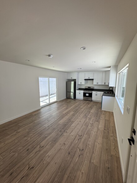 Building Photo - 1311 Aristo St