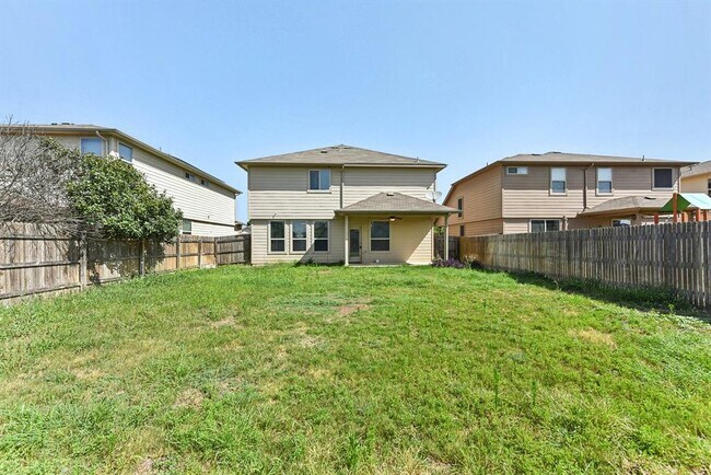 Building Photo - 310 Potters Peak Way