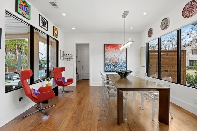 Building Photo - 4902 Linnet Ln