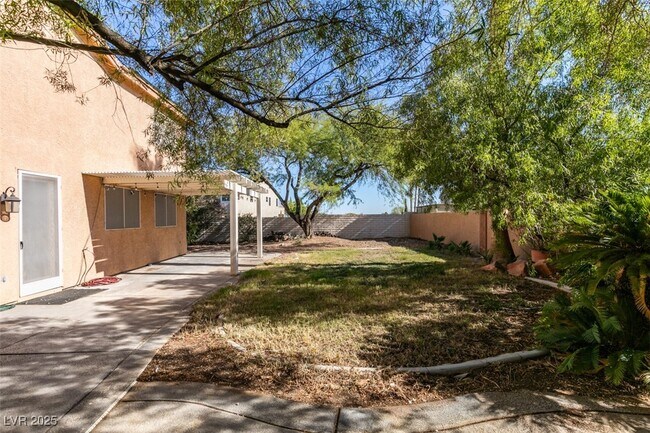 Building Photo - 8447 Brody Marsh Ave