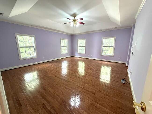 Building Photo - Beautiful Single-Family Home with Finished Basement & Fenced Backyard