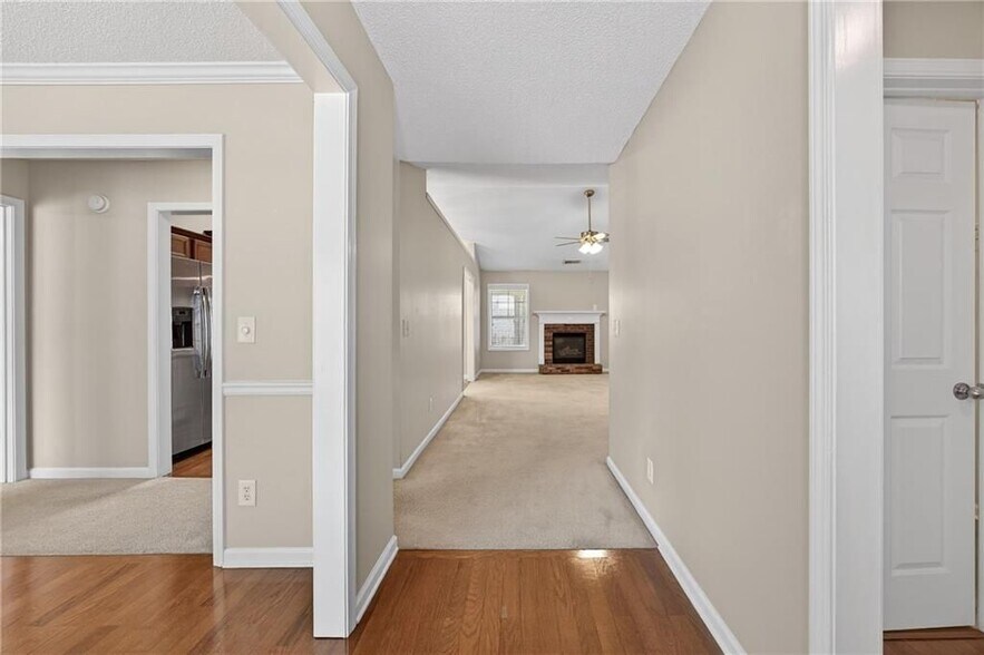 Building Photo - 760 Franklin Mill Trace