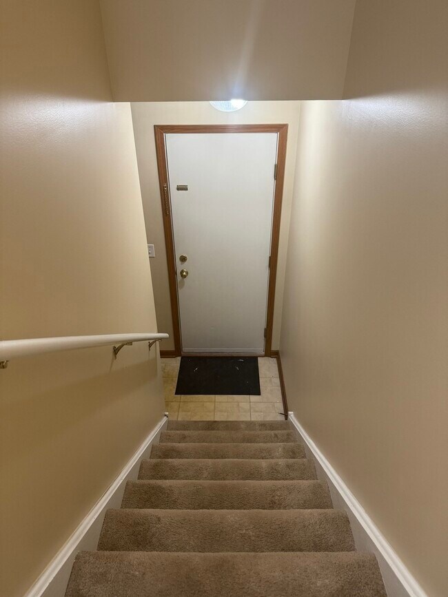 Building Photo - 206 Terra Firma Ln
