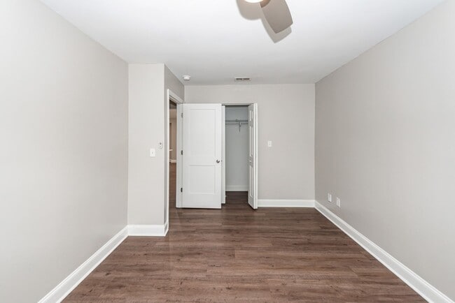 Building Photo - 3 Bedroom, 2 bathroom home in Moss Point - Ladson